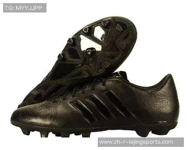 球星穿的是铁钉足球鞋吗解析不同类型足球鞋对运动表现的影响