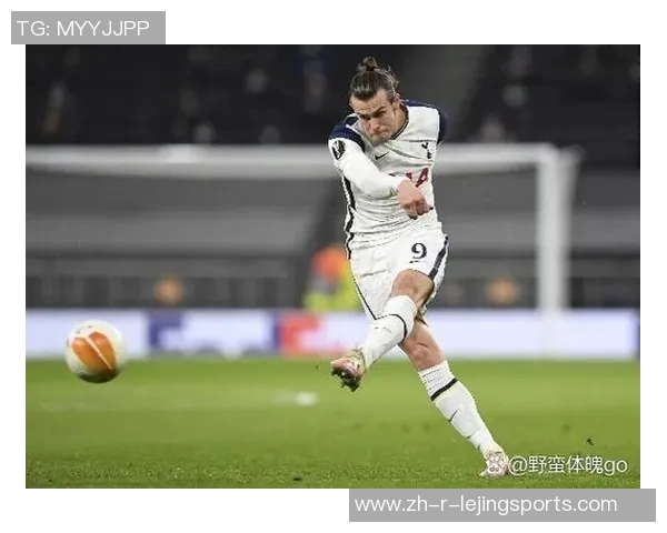 足球五十七号球星是谁 他在球场上的精彩表现与成就分析